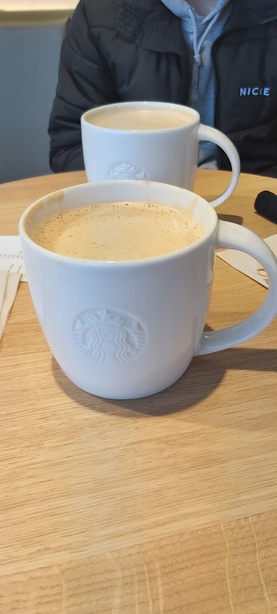 Starbucks Photo 6