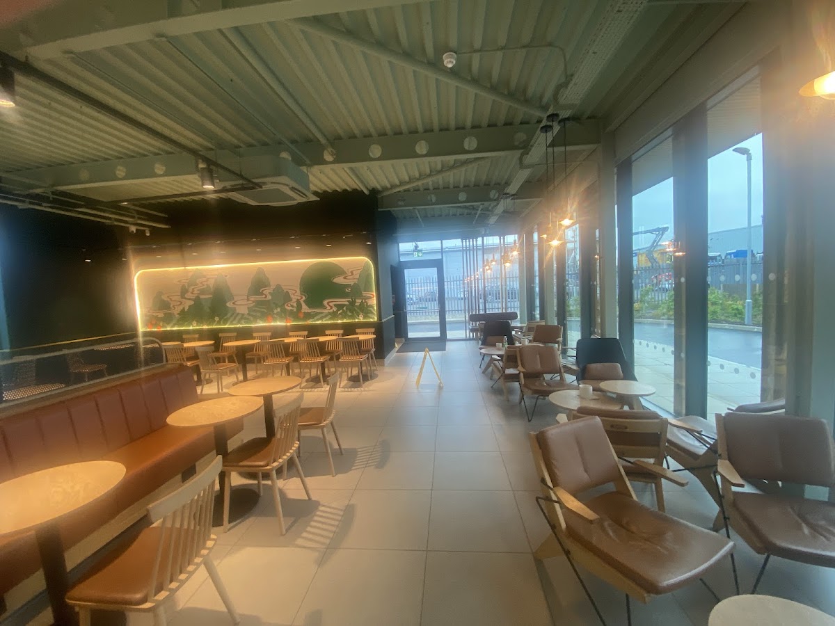 Starbucks Photo 4