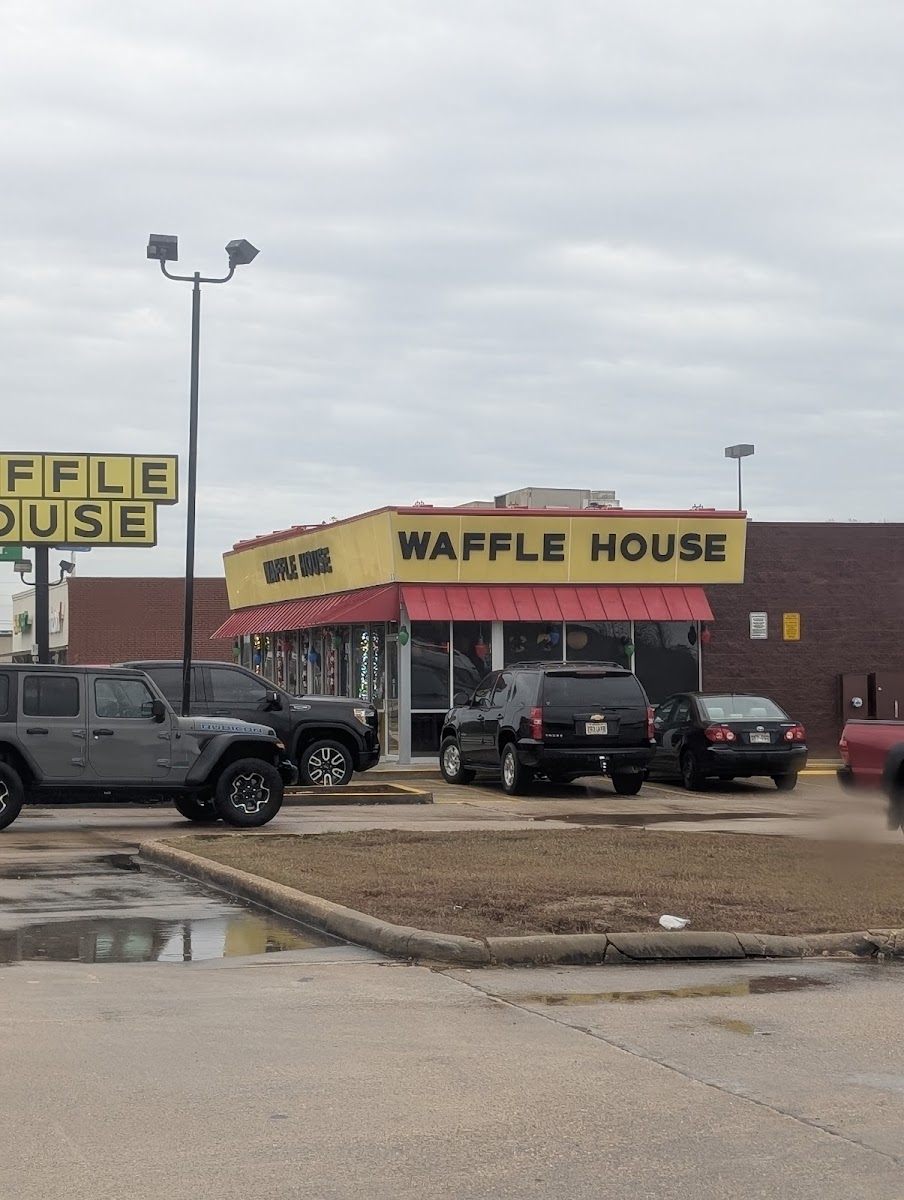 Waffle House Photo 3
