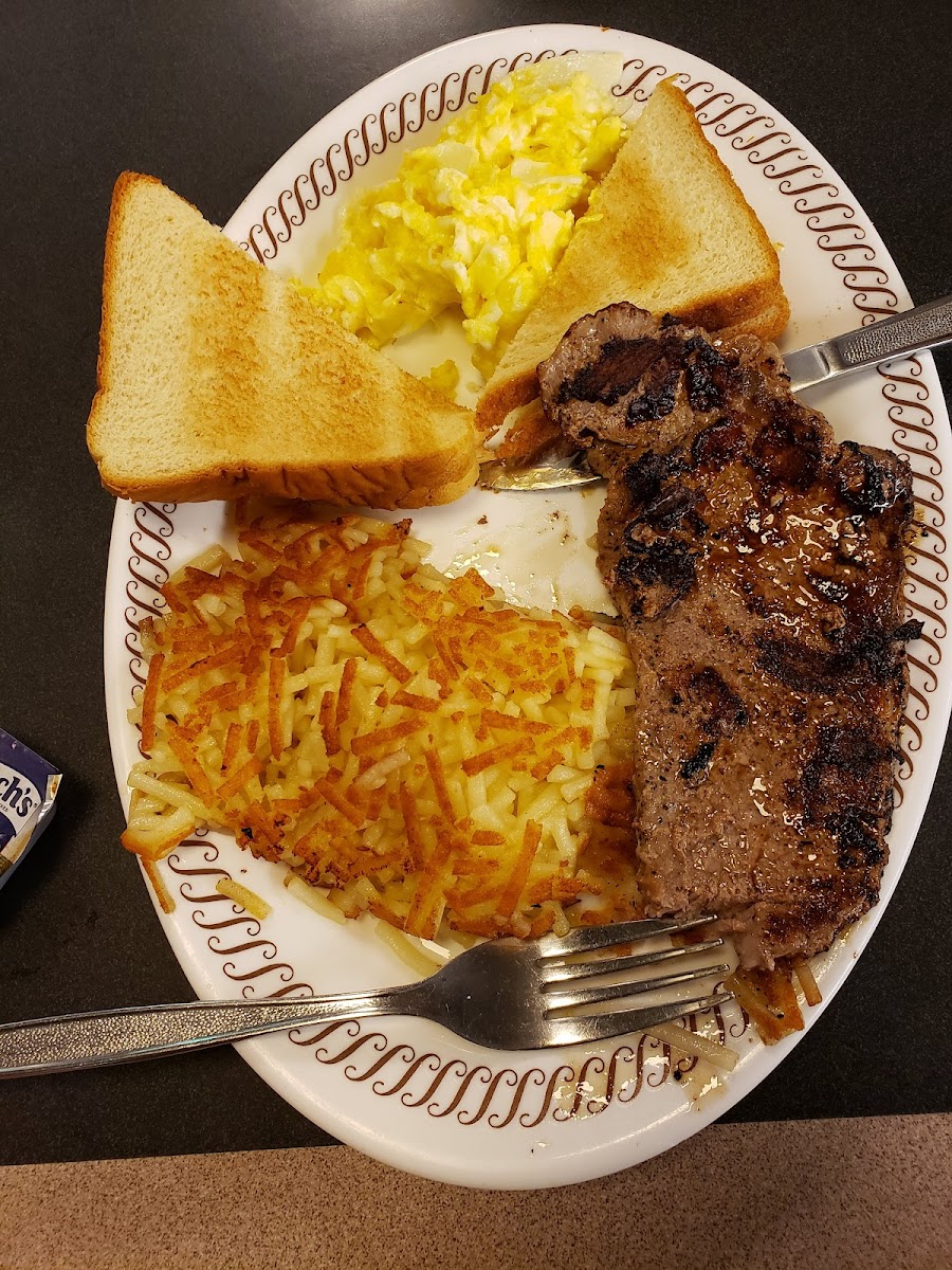 Waffle House Photo 8
