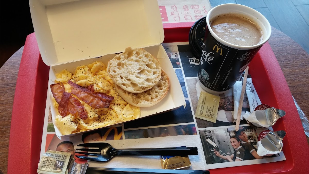 McDonald's Photo 10