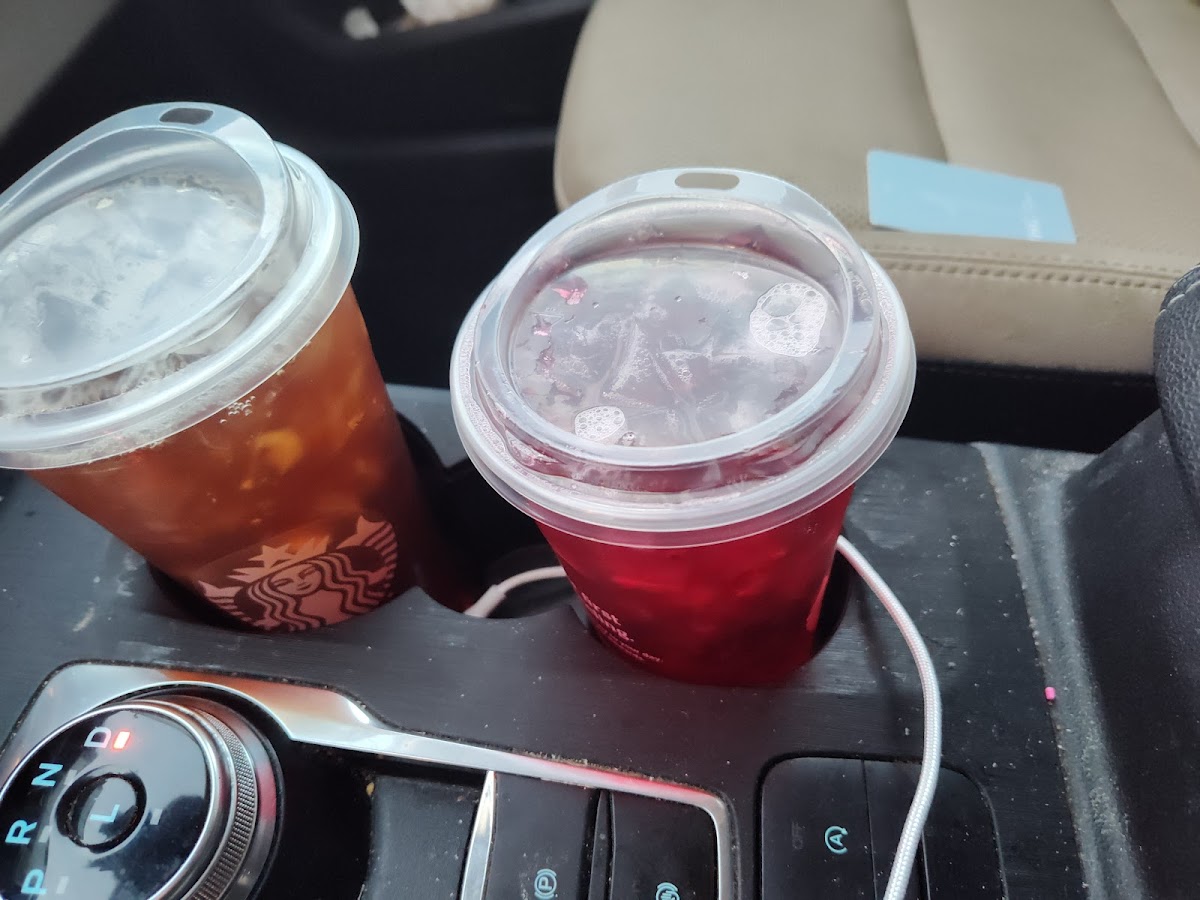 Starbucks Photo 6