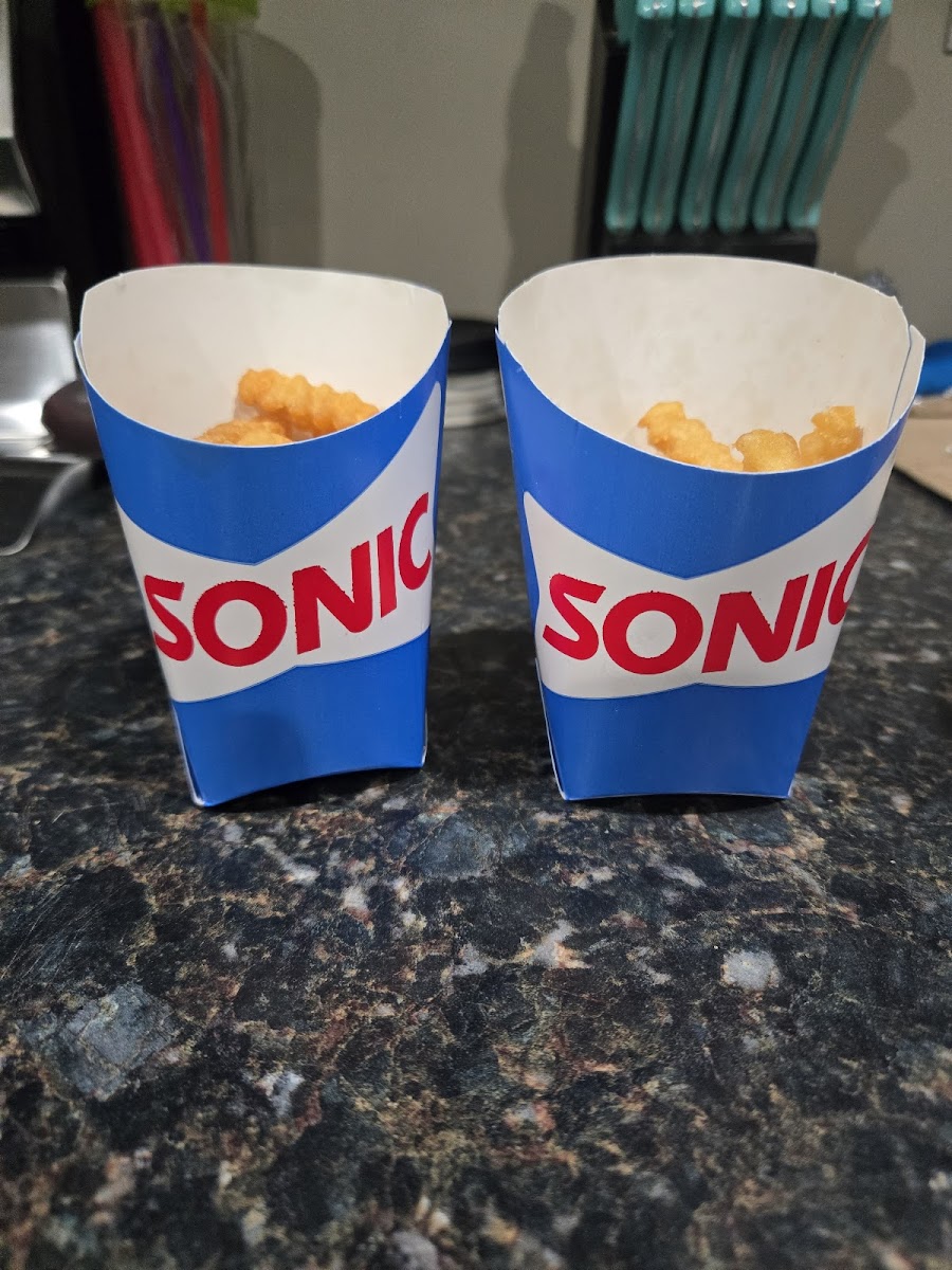 Sonic Drive-In Photo 4