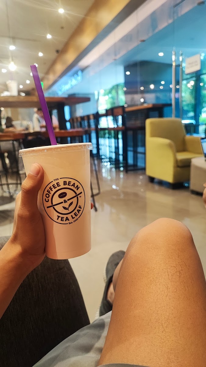 The Coffee Bean & Tea Leaf Photo 6