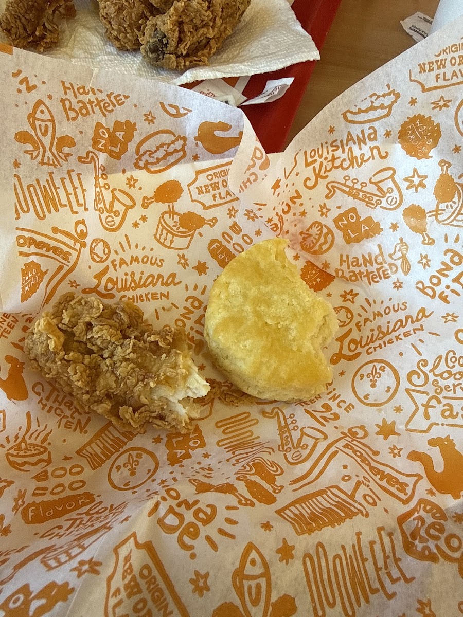 Popeyes Louisiana Kitchen Photo 3