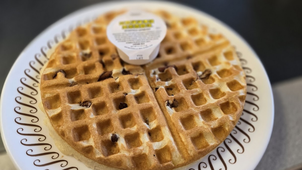 Waffle House Photo 7