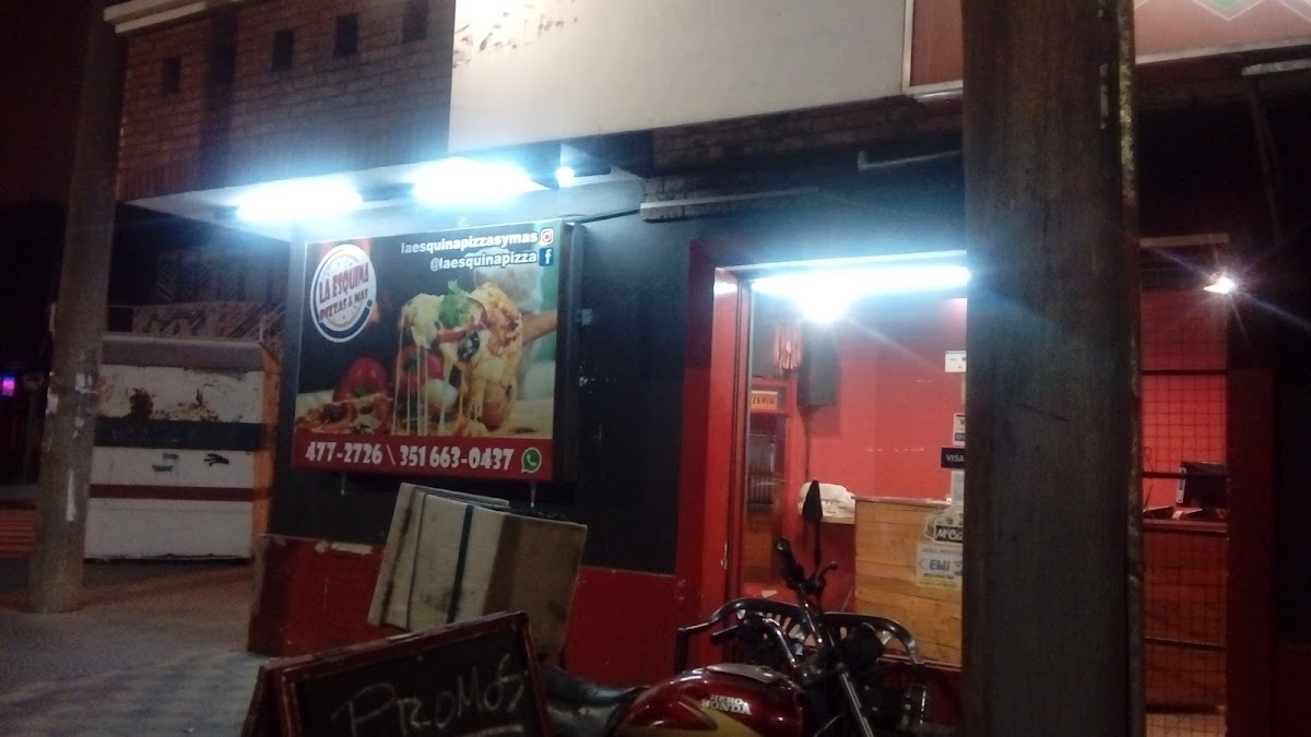 La Esquina Pizzas Photo 3