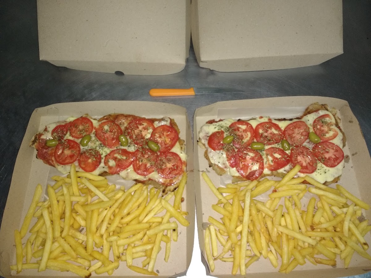 La Esquina Pizzas Photo 4