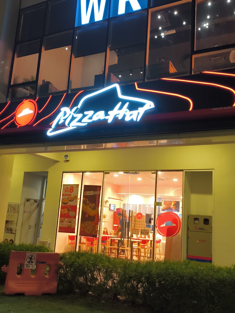 Pizza Hut