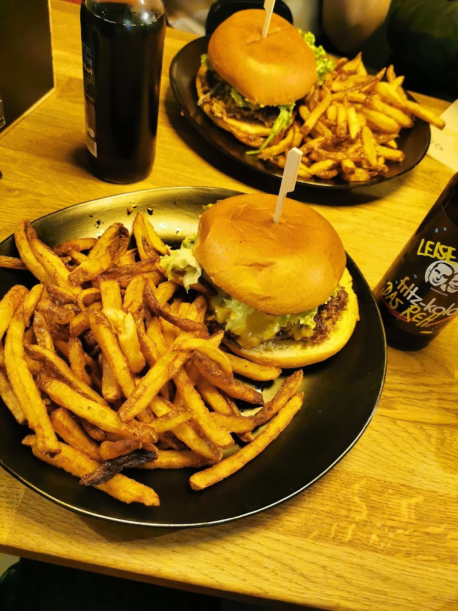Mam-Mam Burger Photo 10