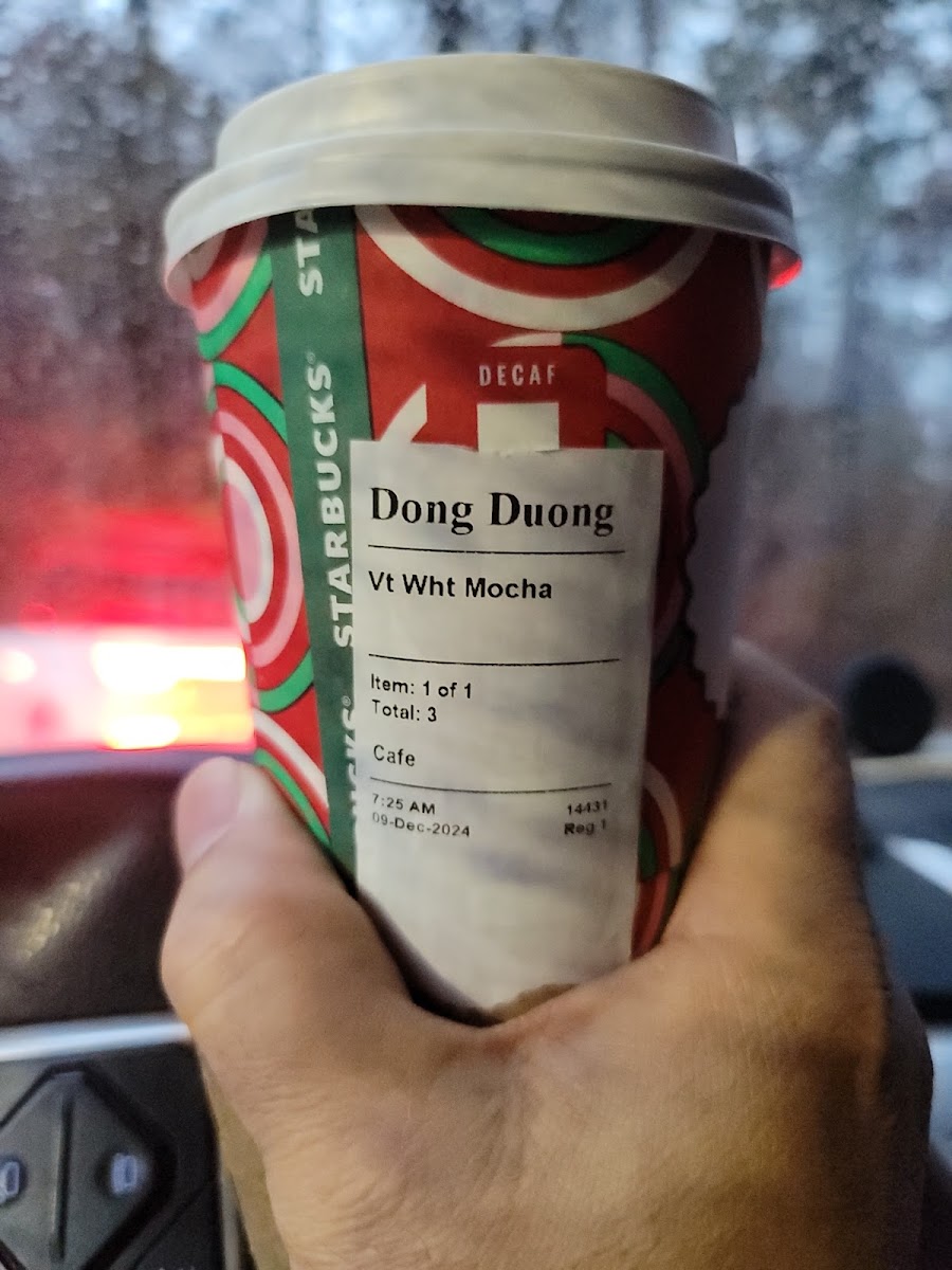 Starbucks Photo 6