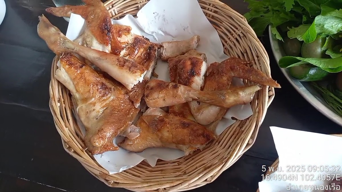 ร้านหน่อยไก่ย่าง สาขา2 Photo 2