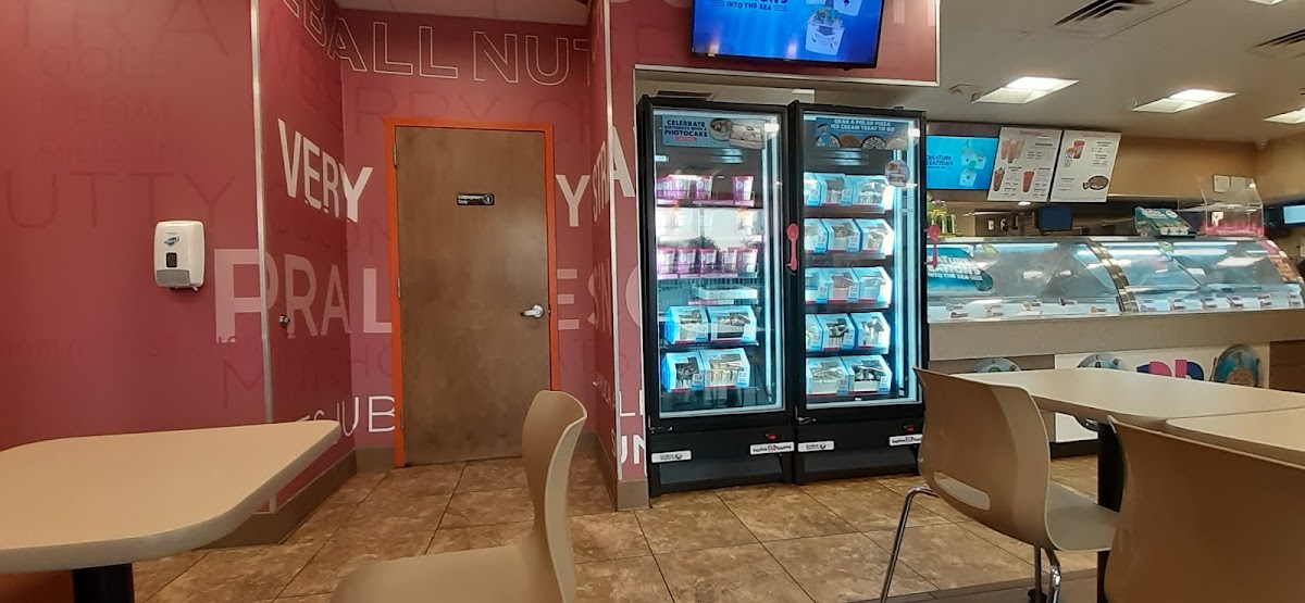 Baskin-Robbins Photo 7