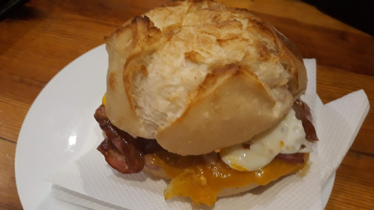 Café Snack Bar BULLY Photo 6