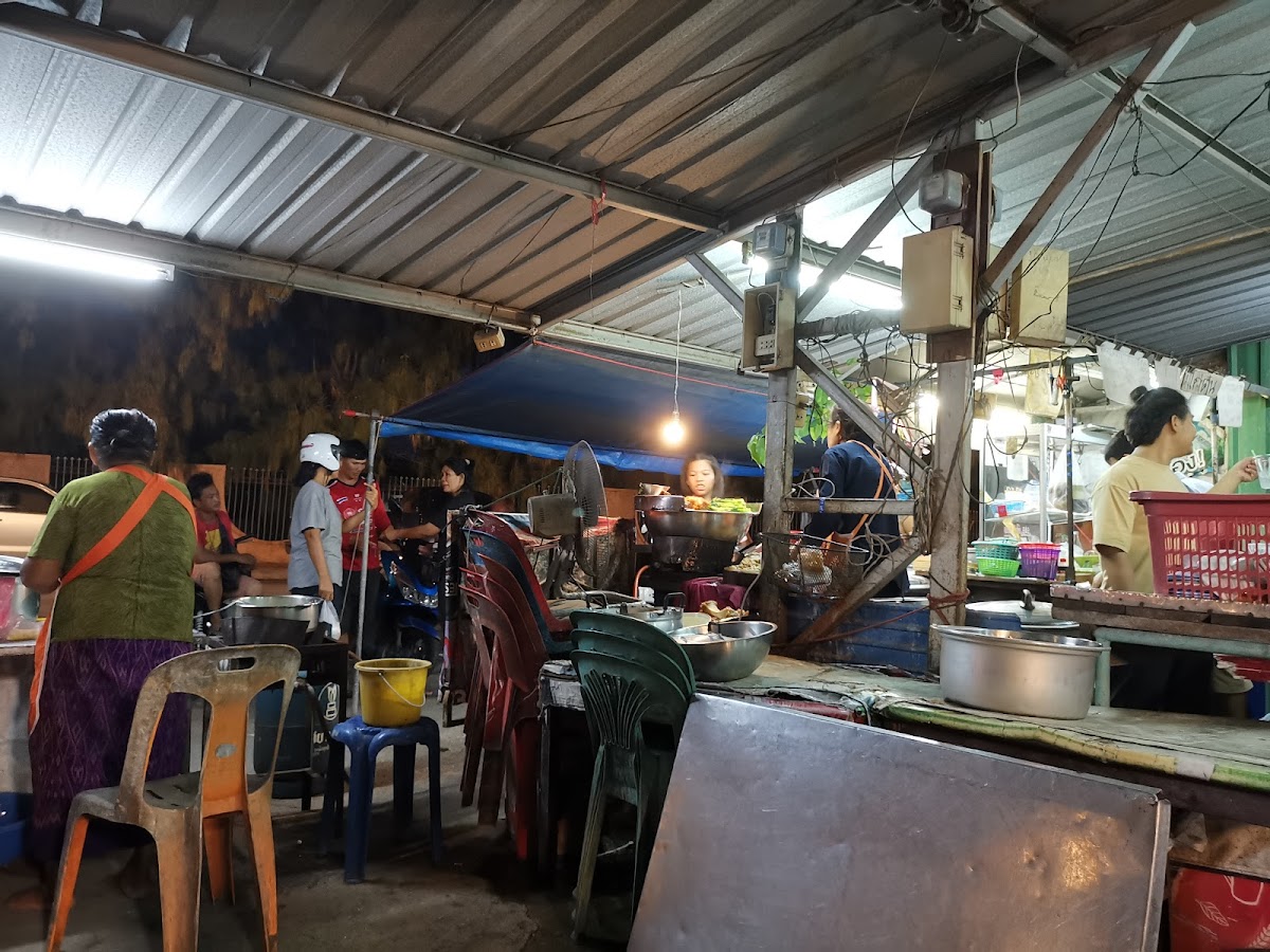 ขาหมู @JWM ตลาดเจริญวัฒนะ.นฐ Photo 4