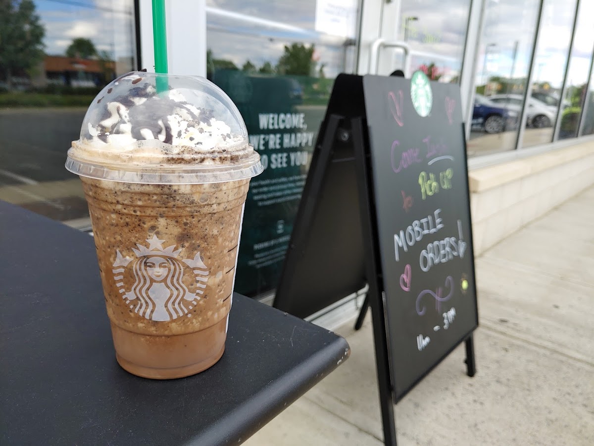 Starbucks Photo 5