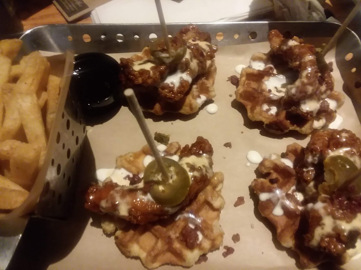Chili's Grill & Bar Photo 4