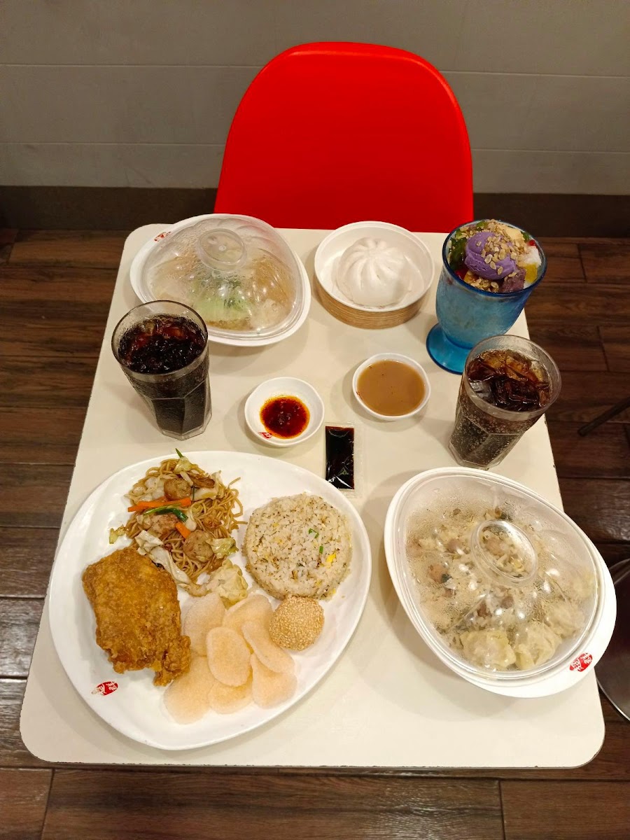 Chowking Photo 4