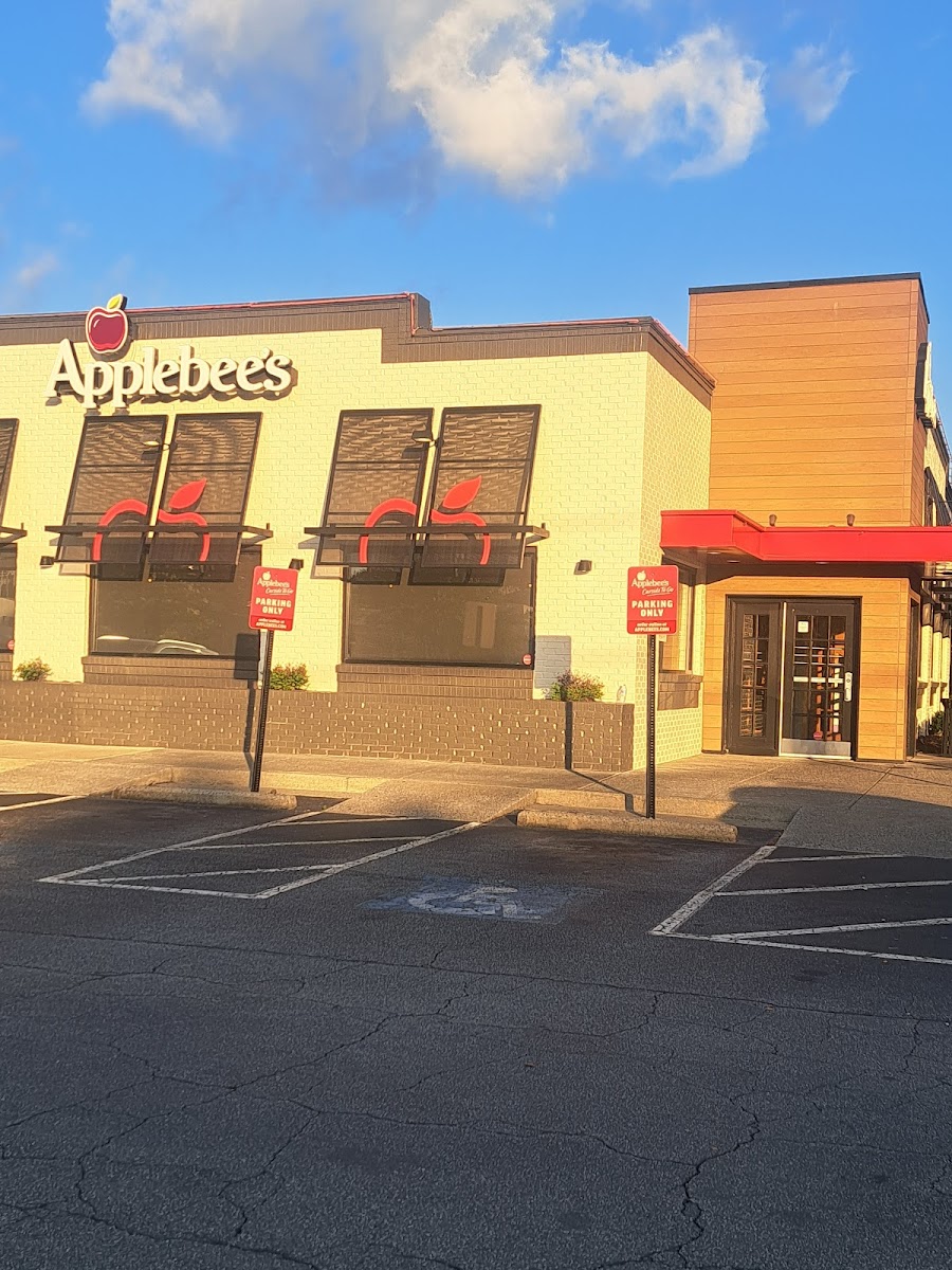 Applebee's Grill + Bar
