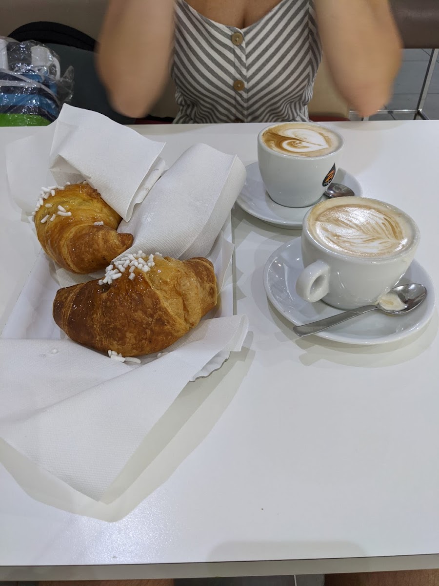 Paradise - Gelateria, Pasticceria Photo 9