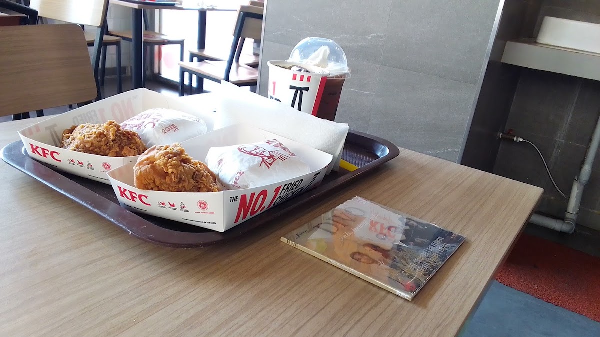 KFC Photo 10