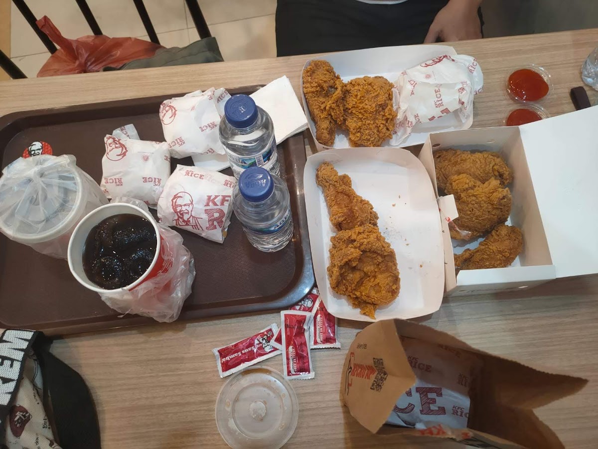 KFC Photo 5