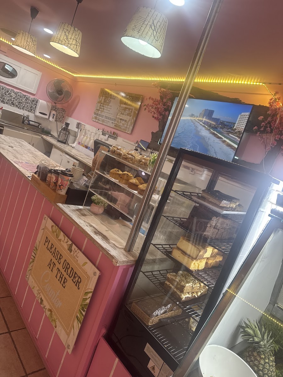 CRAZIES cafe