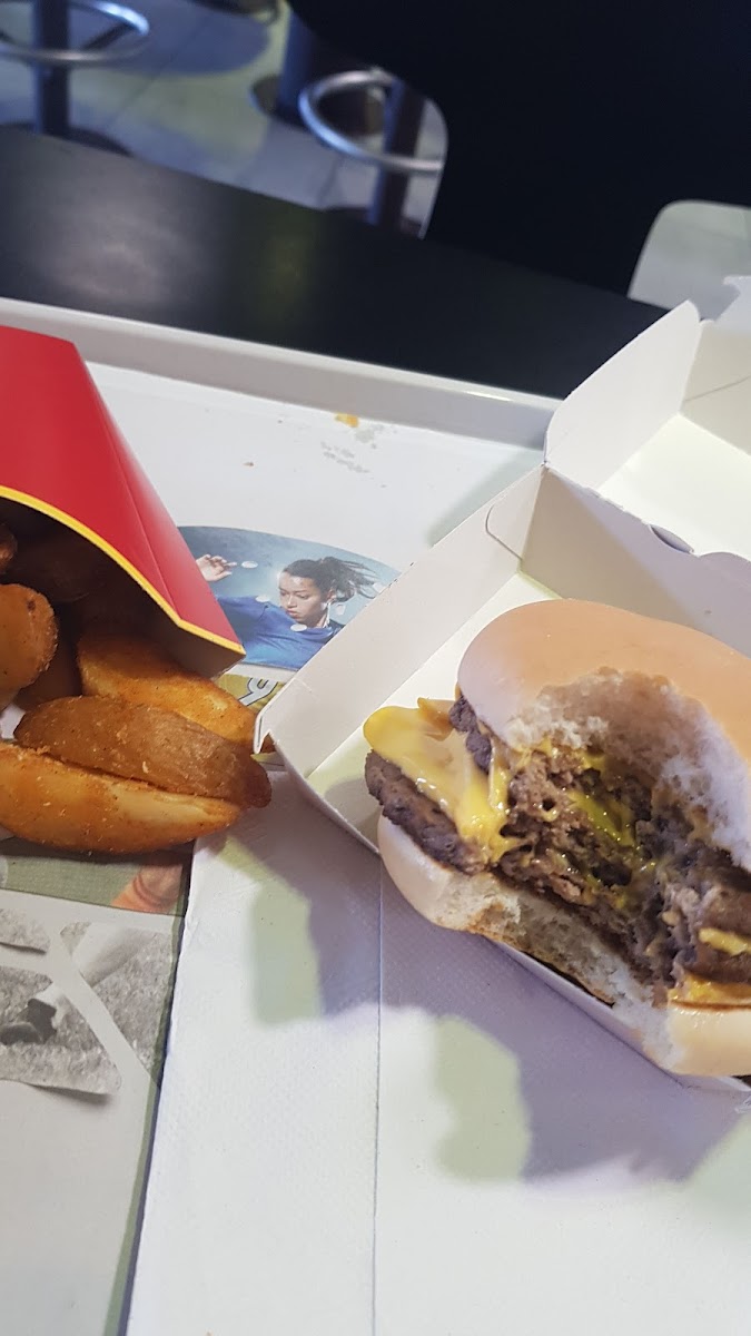 McDonald's Photo 10