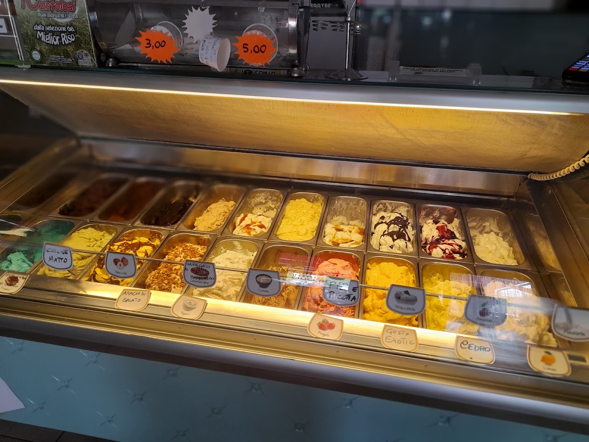 Bar Gelateria pizzeria 44 Photo 3