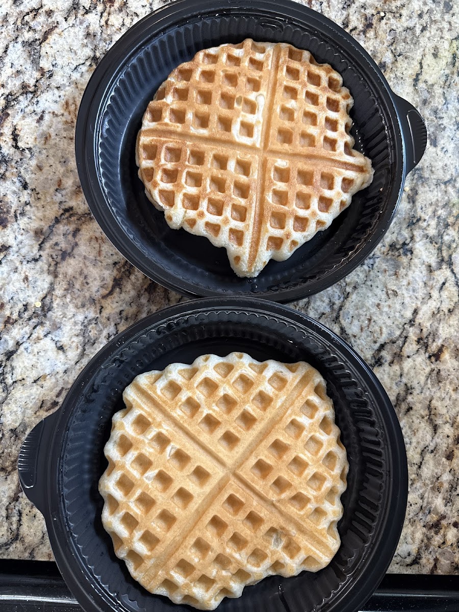 Waffle House Photo 3