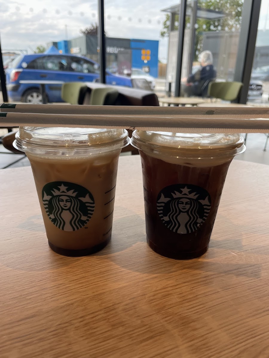 Starbucks Photo 6