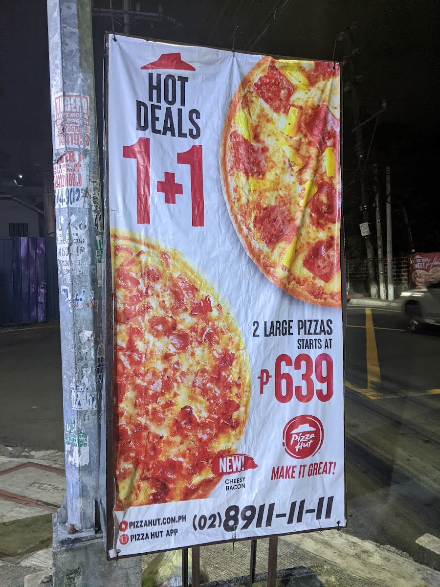 Pizza Hut Photo Menu 9