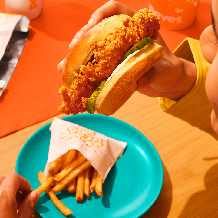 Popeyes Famous Louisiana Chicken Photo 5