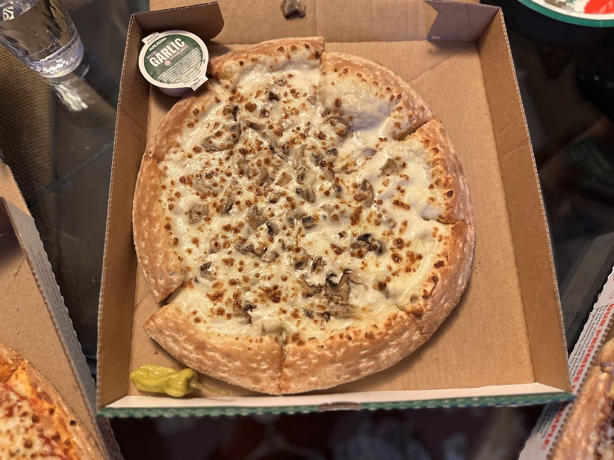 Papa Johns Pizza Photo 5