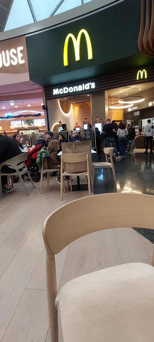 McDonald's Photo 2