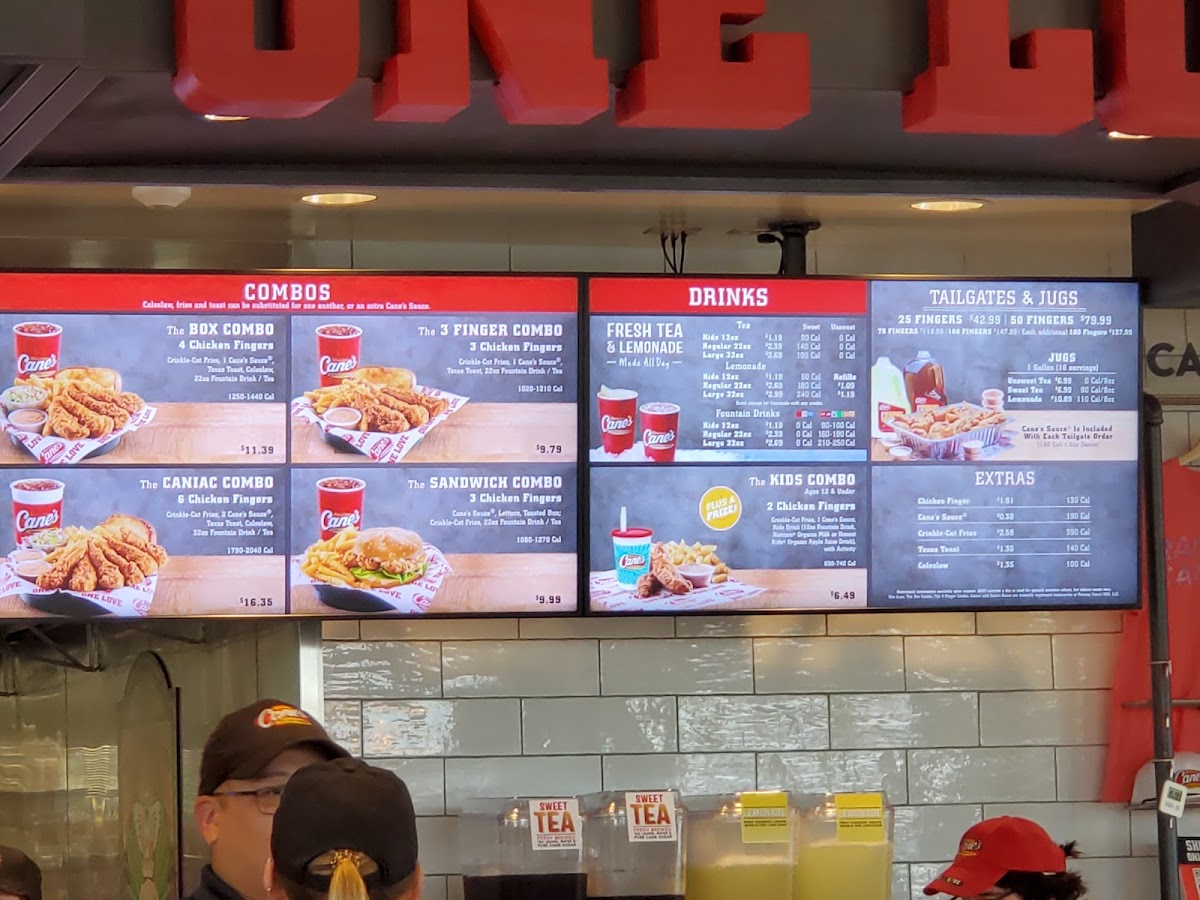 Raising Cane's Chicken Fingers Photo Menu 5