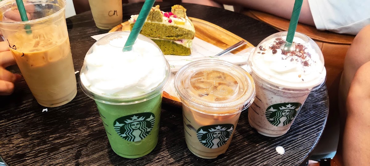 Starbucks Photo 10