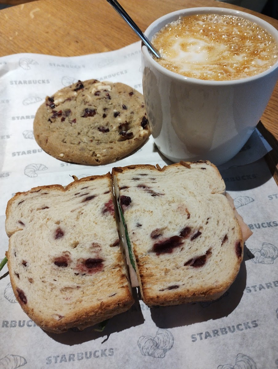 Starbucks Photo 7