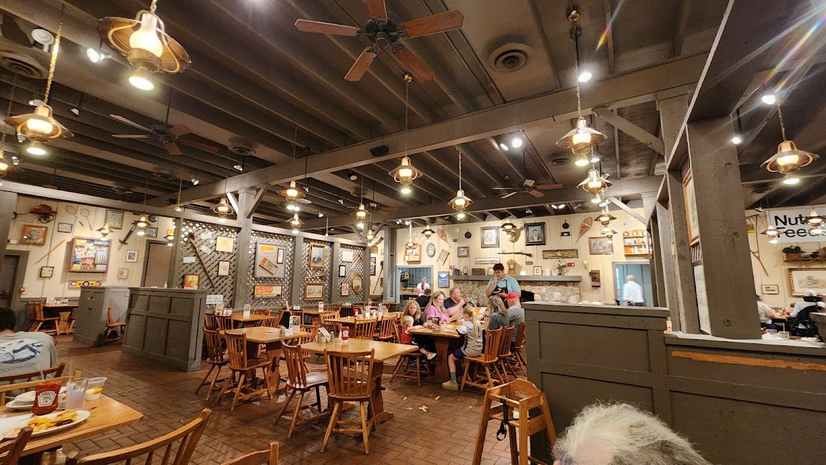 Cracker Barrel Old Country Store Photo 4