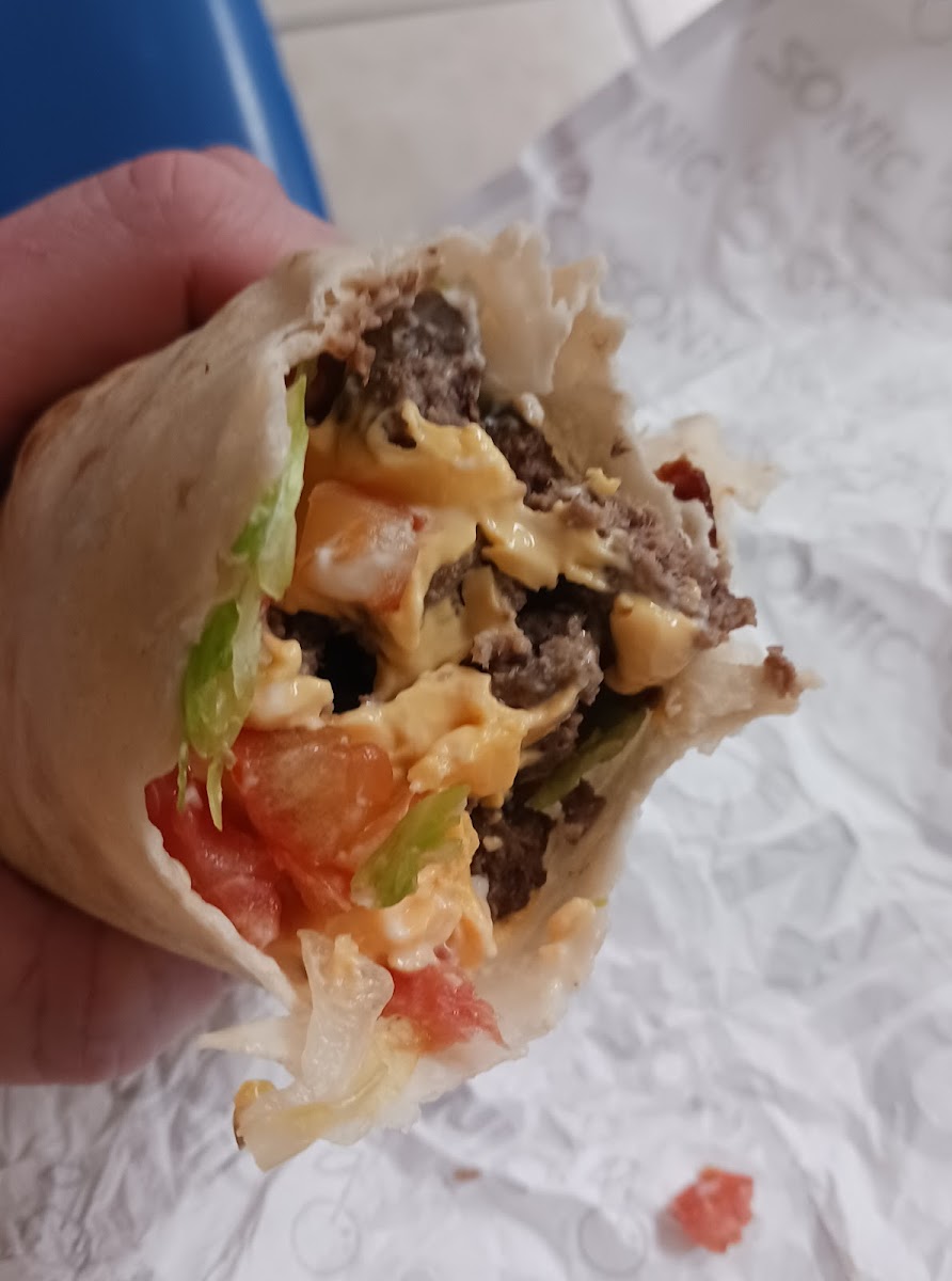 Sonic Drive-In Photo 8