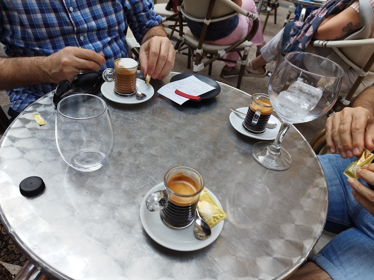 Café Suizo Photo 10