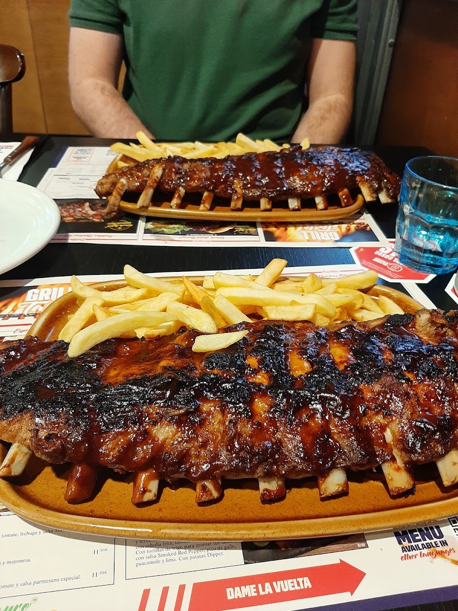 Foster's Hollywood Photo 6