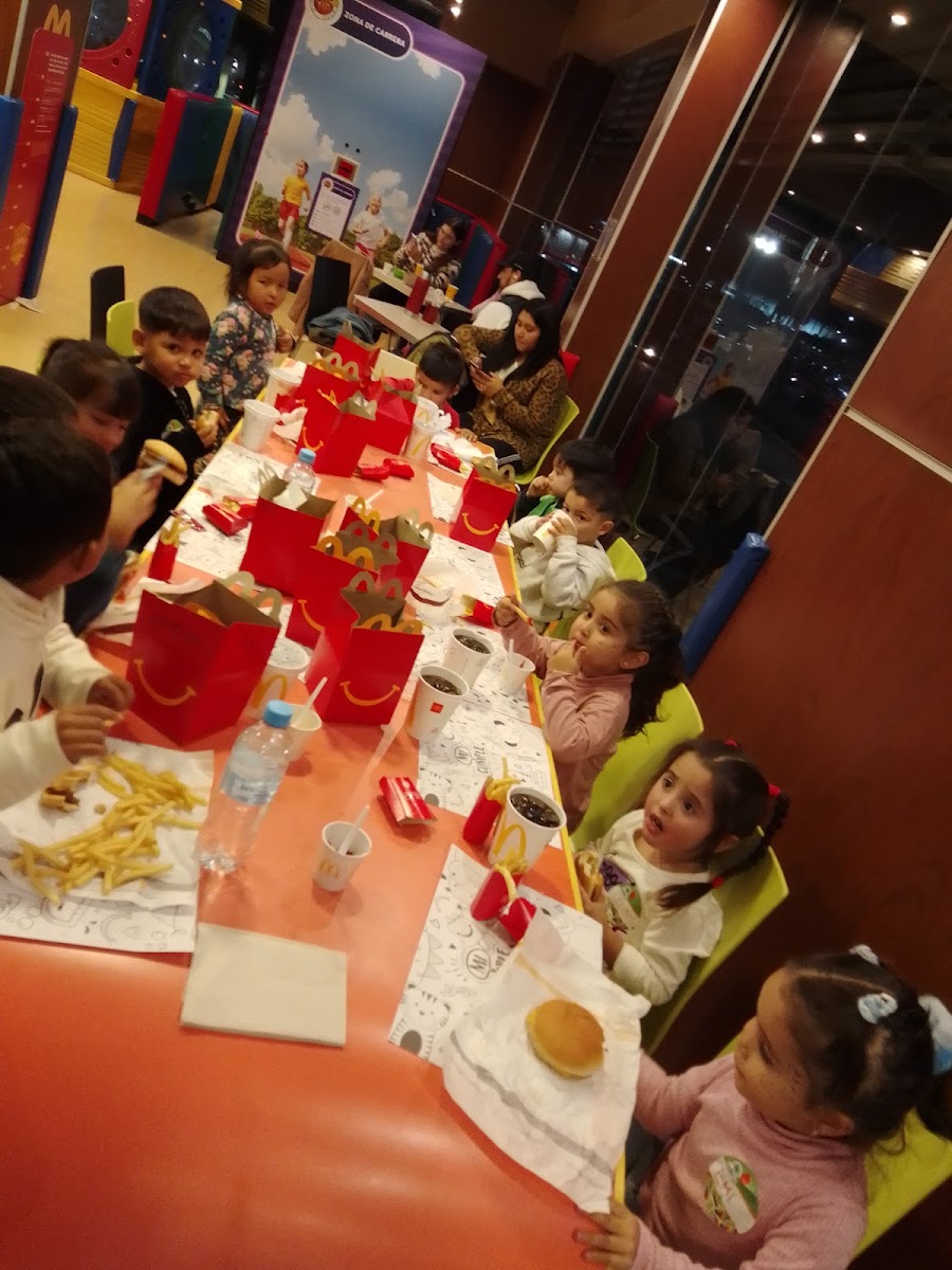 McDonald's Photo 8