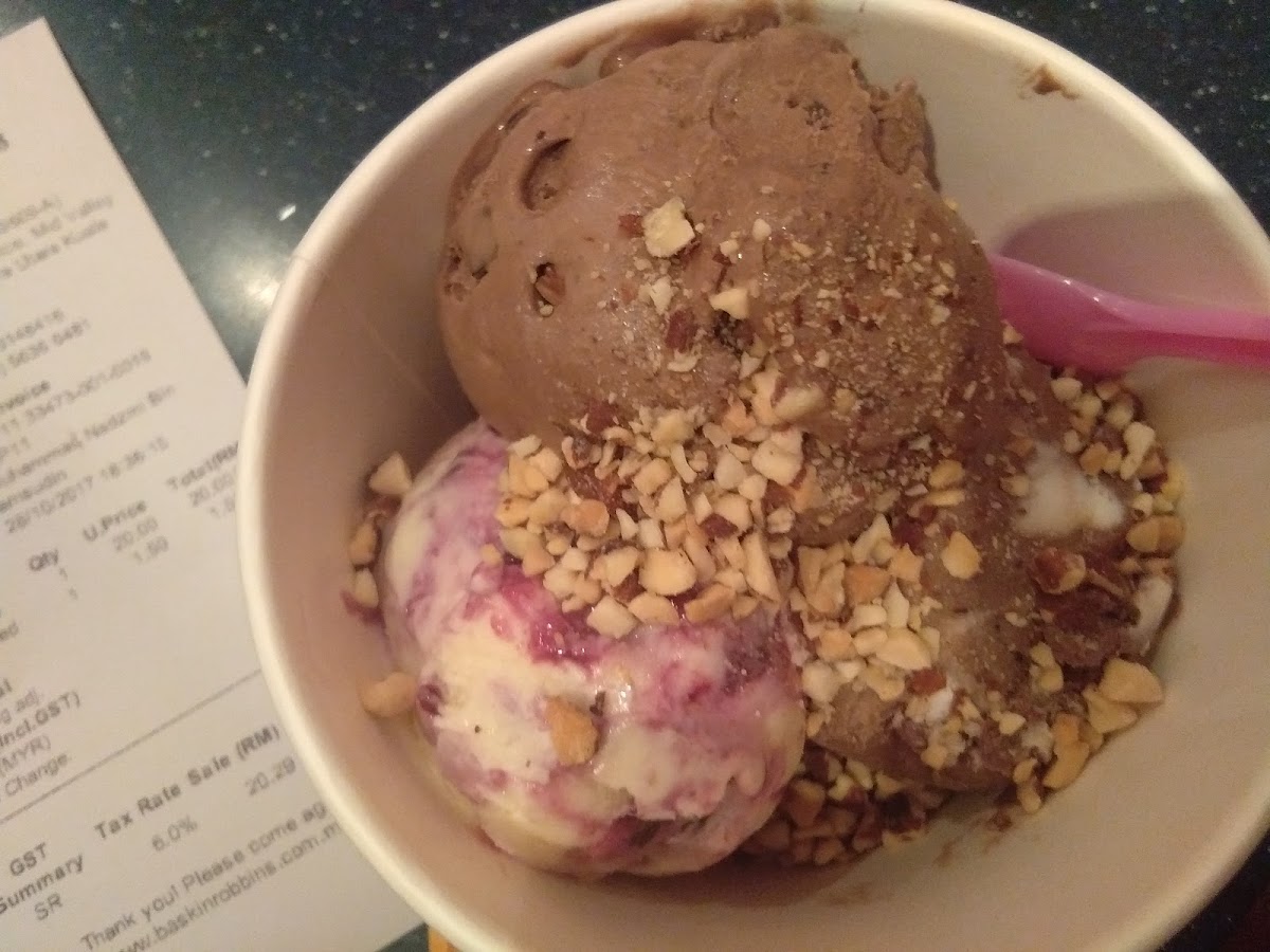 Baskin-Robbins Photo 9