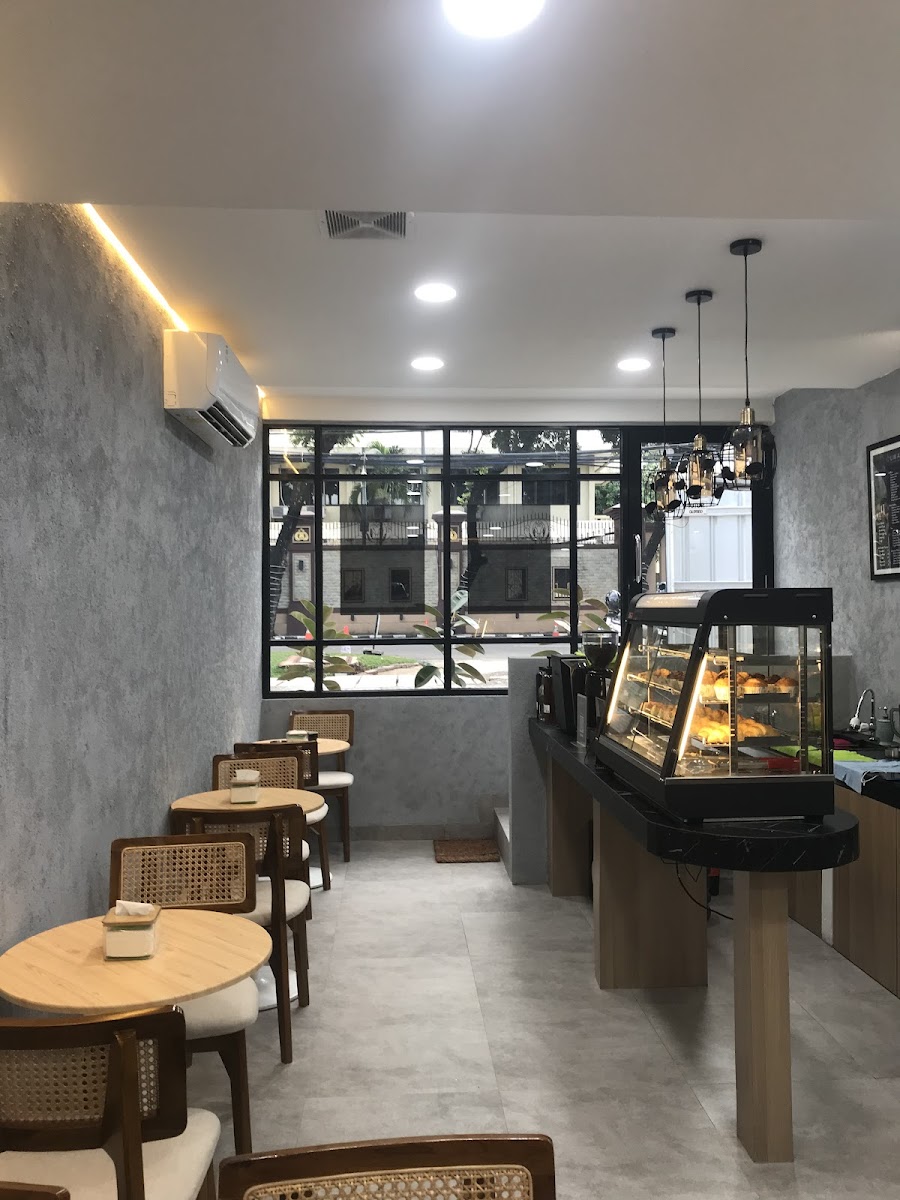 Guma Coffee Shop Aditiawarman