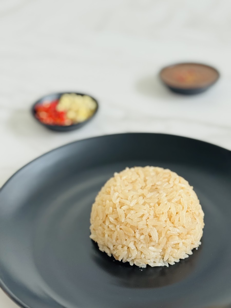 น้อง 5 ข้าวมันไก่ - ปทุมสายใน Photo 9