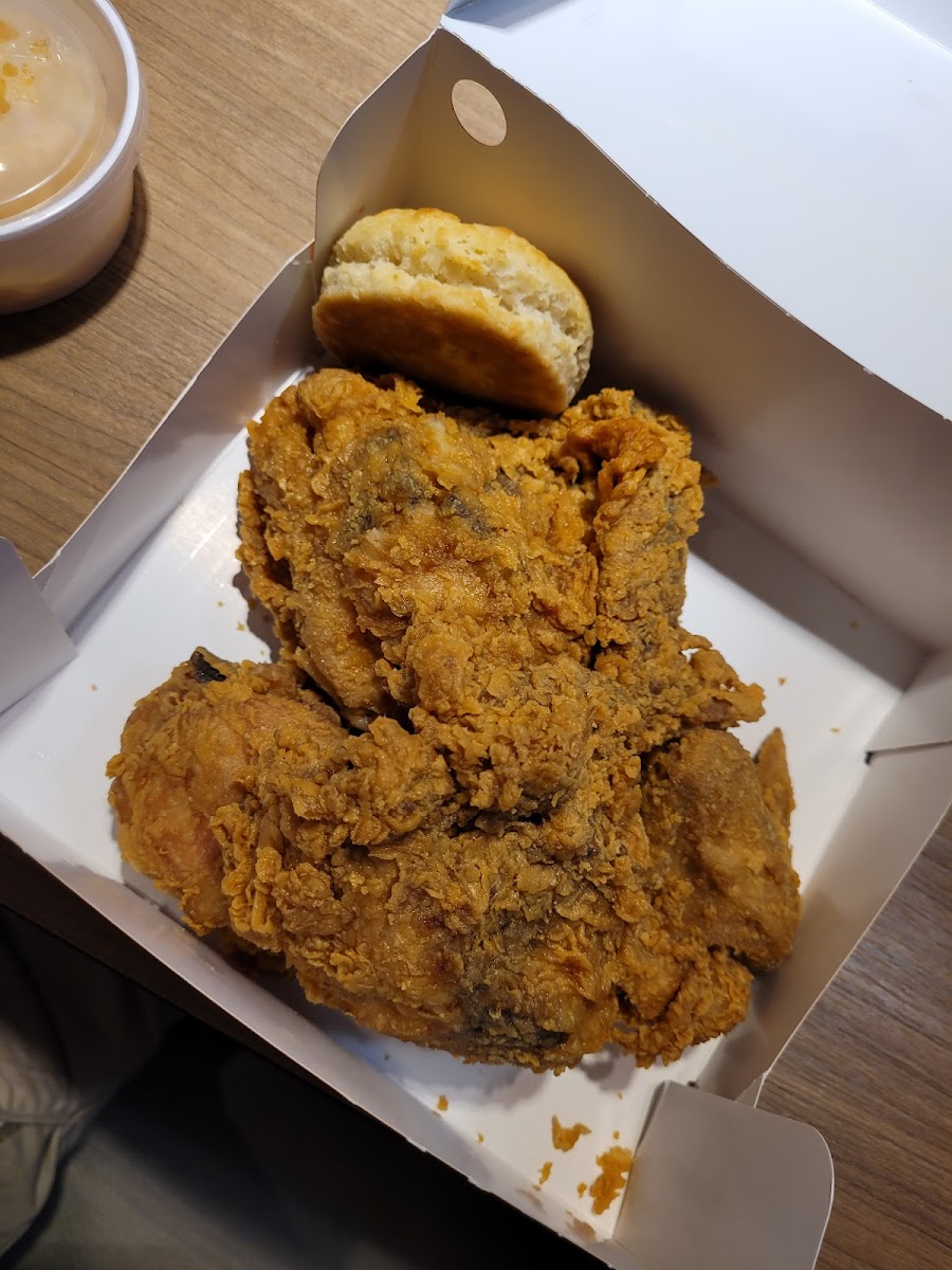 Popeyes Louisiana Kitchen Photo 3