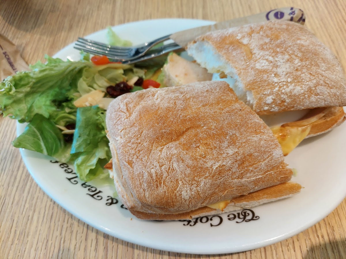 The Coffee Bean & Tea Leaf Photo 6