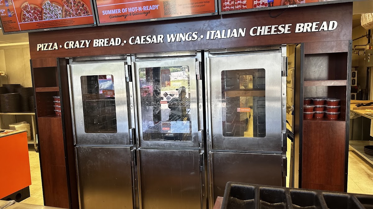 Little Caesars Pizza Photo 4