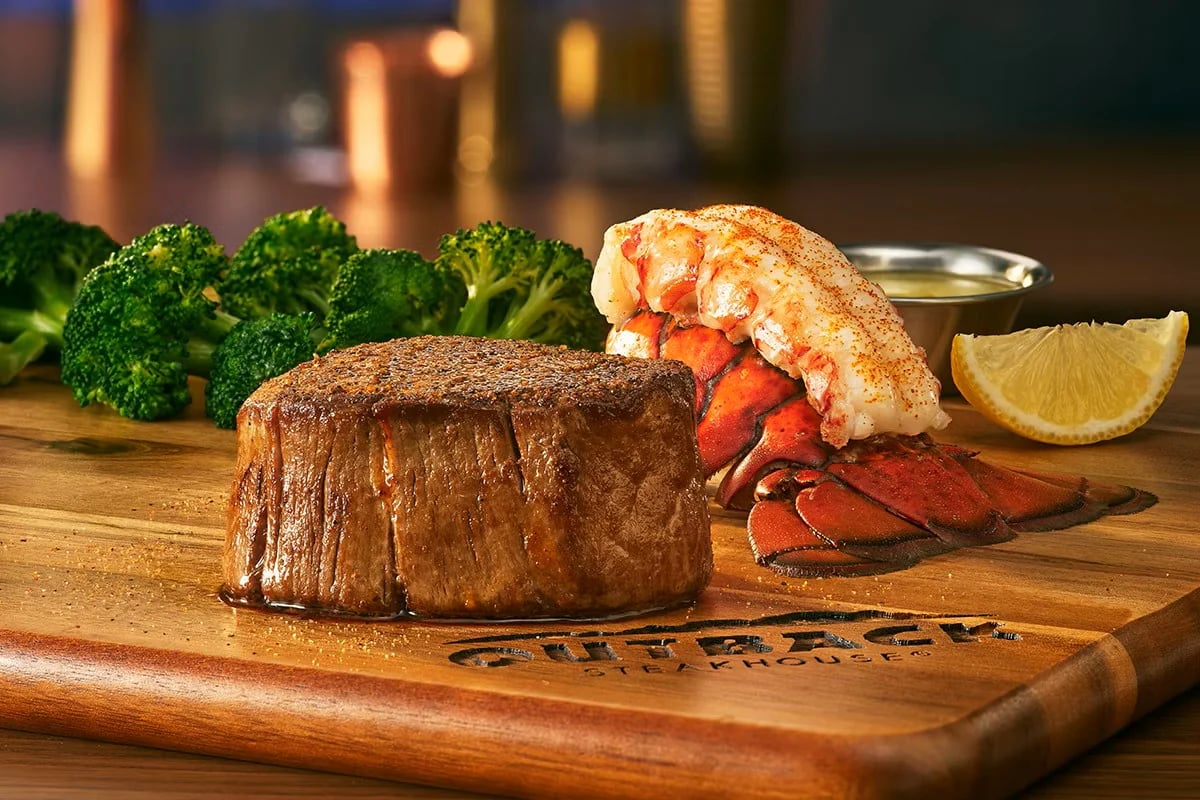 Outback Steakhouse Photo 3